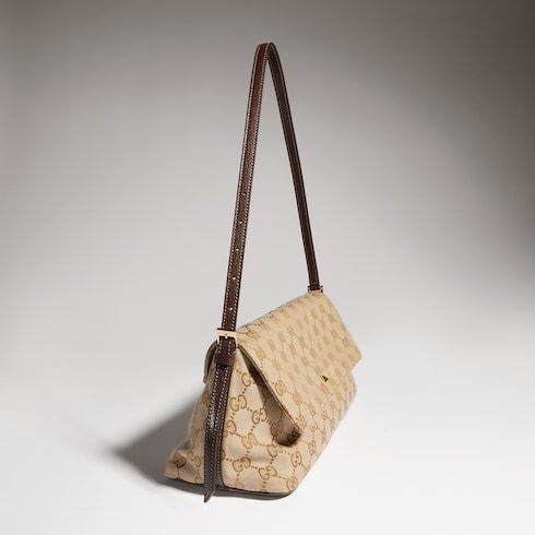 Women's Madison Medium Shoulder Bag With GG Canvas And Logo Plaque