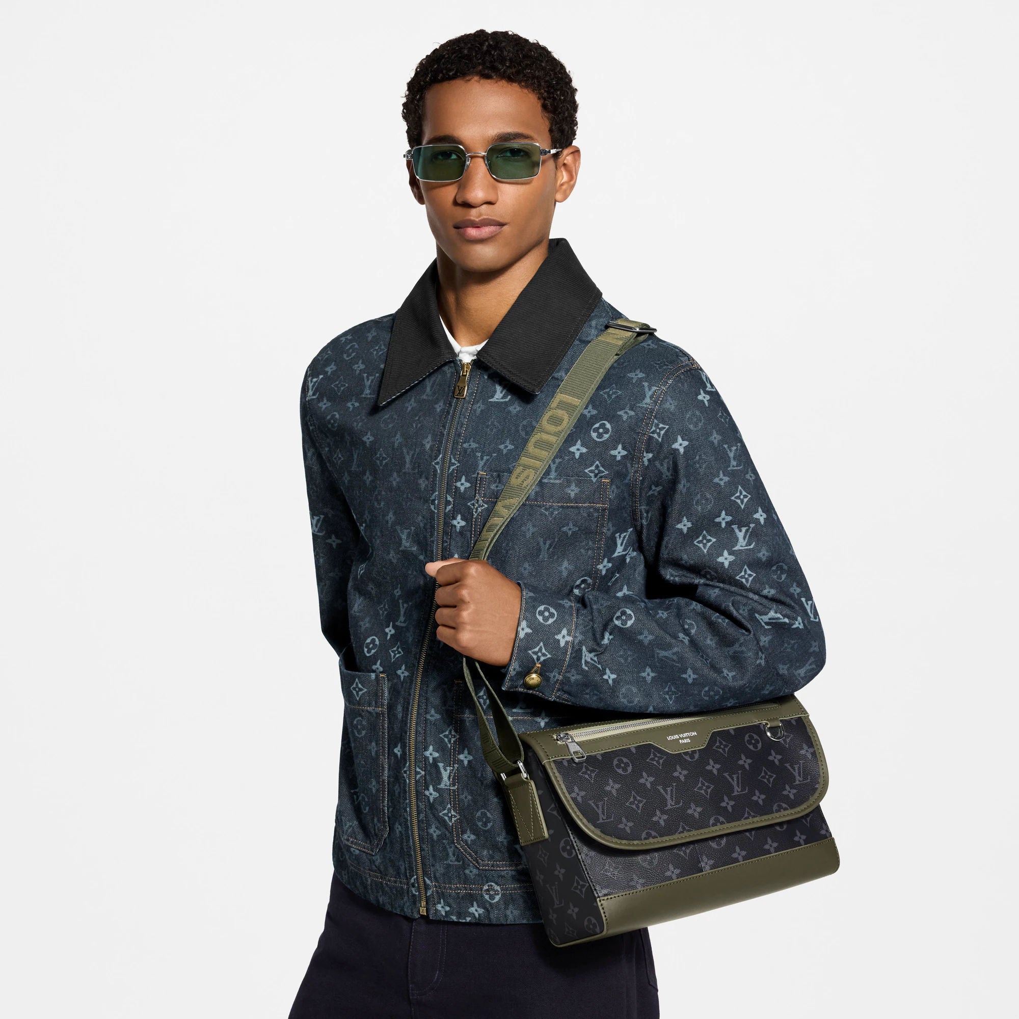 Courrier Messenger Monogram Eclipse Canvas Khaki Green Palladium-Tone Brass Hardware