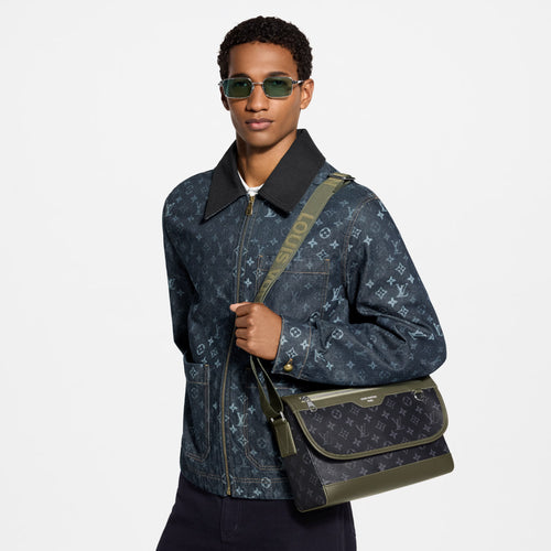 Courrier Messenger Monogram Eclipse Khaki Green Cowhide Palladium-Tone Brass