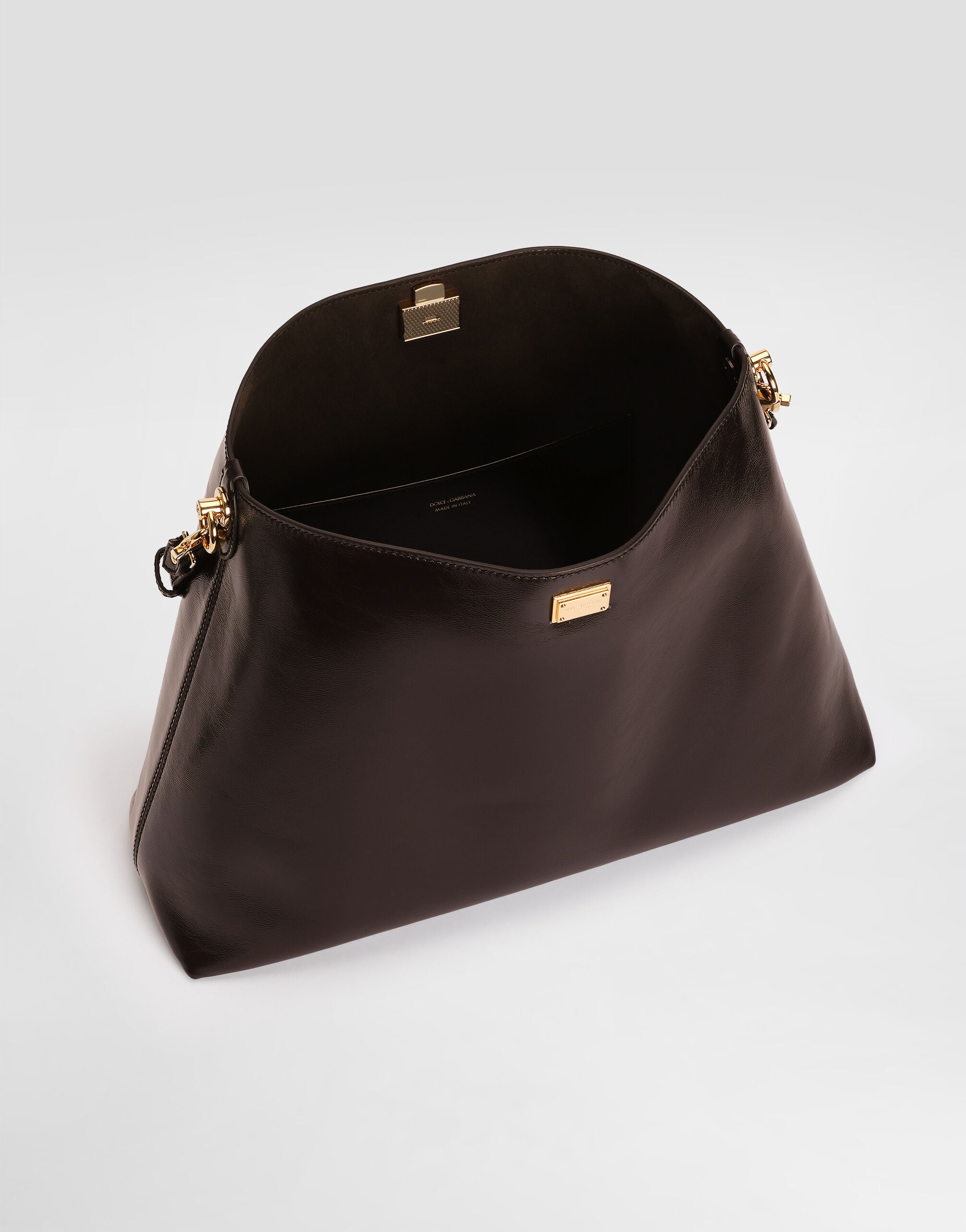 Large Vittoria Shoulder Bag Calfskin Brown Vintage Brass Hardware